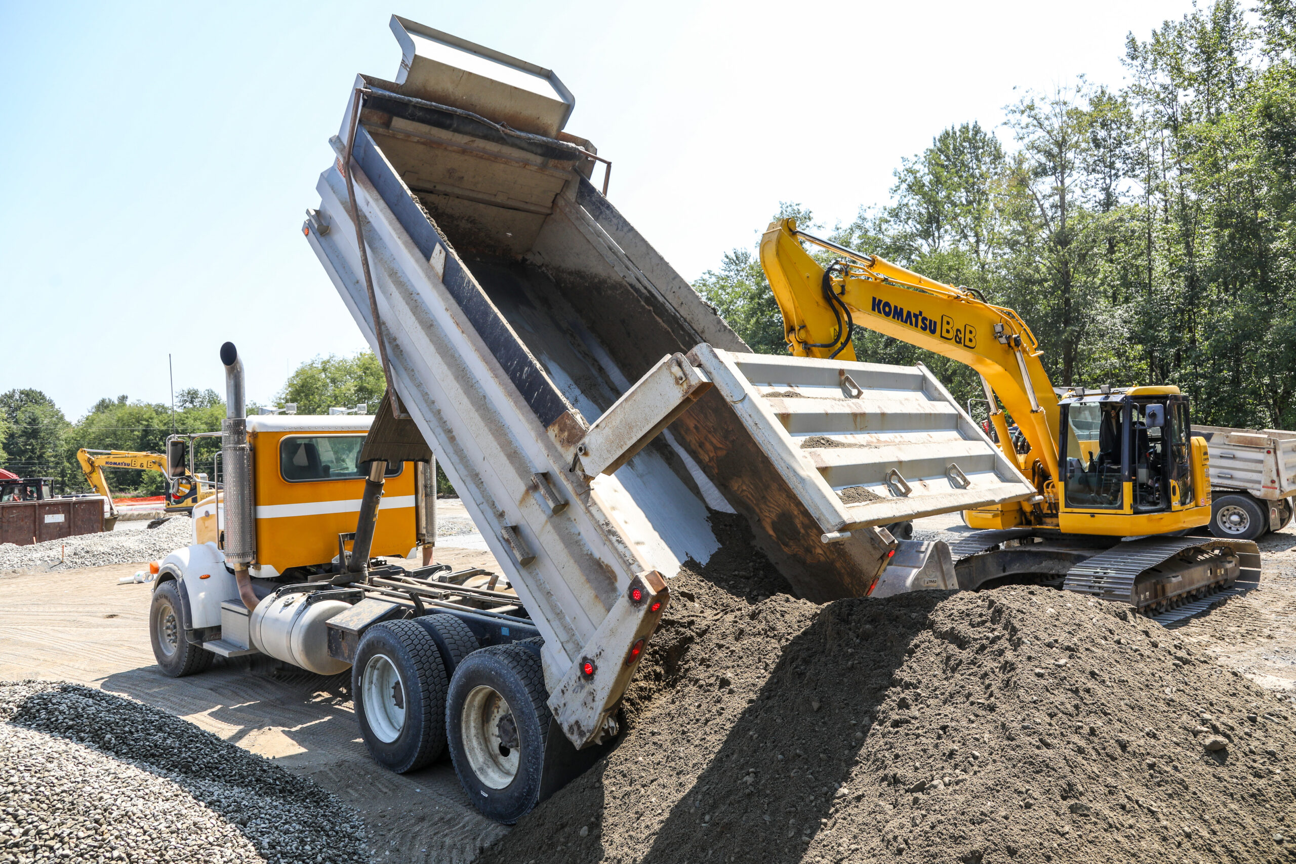 Excavation+Contractor+Surrey+Fleet-+B&B+Contracting+-+Heavy+Equipment